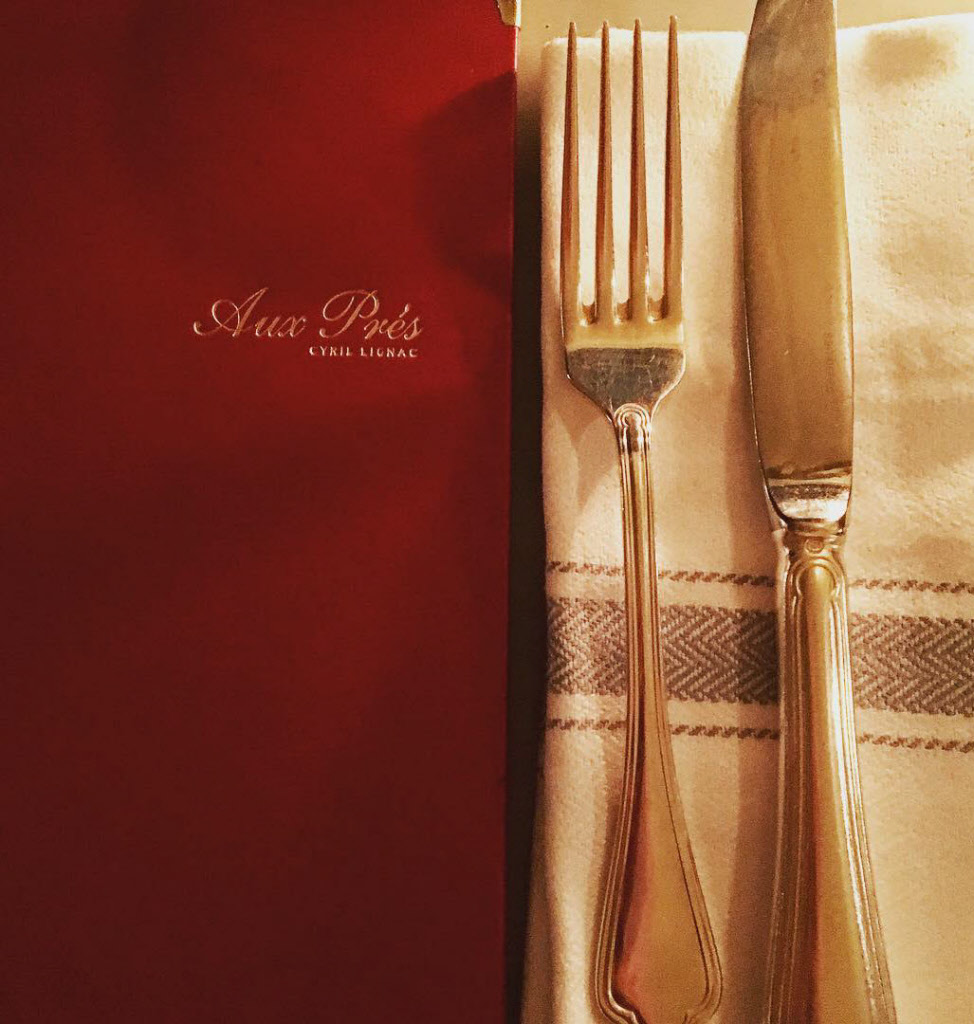 Le Menu Francais | Couleurs | Rouge
